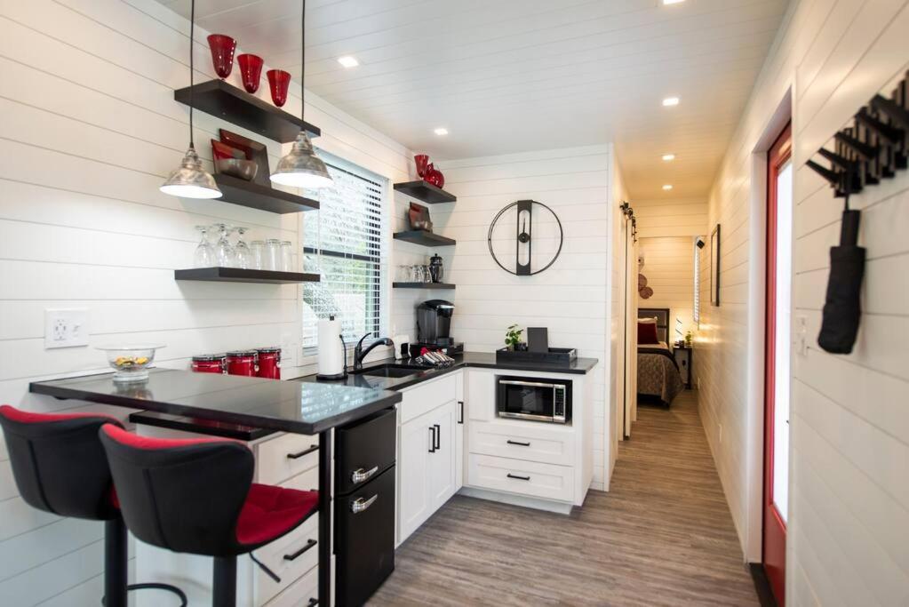 Bellmead The Merlot House-Container Home 12 Min To Magnolia מראה חיצוני תמונה